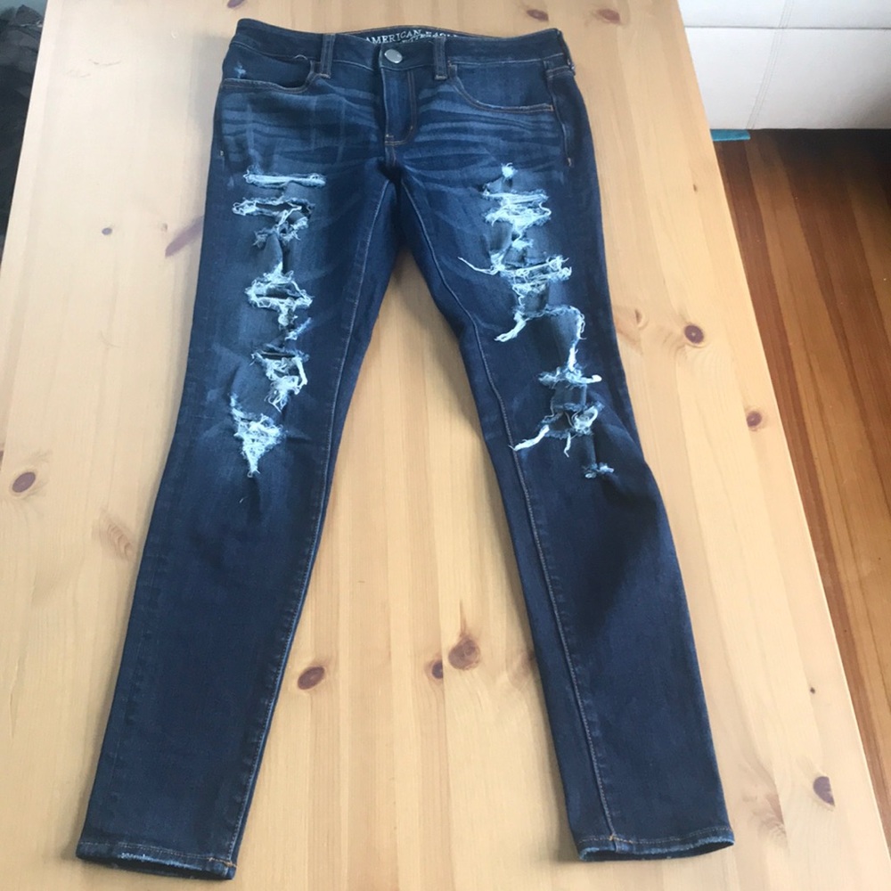 American eagle destroyed 360 super stretch jeans